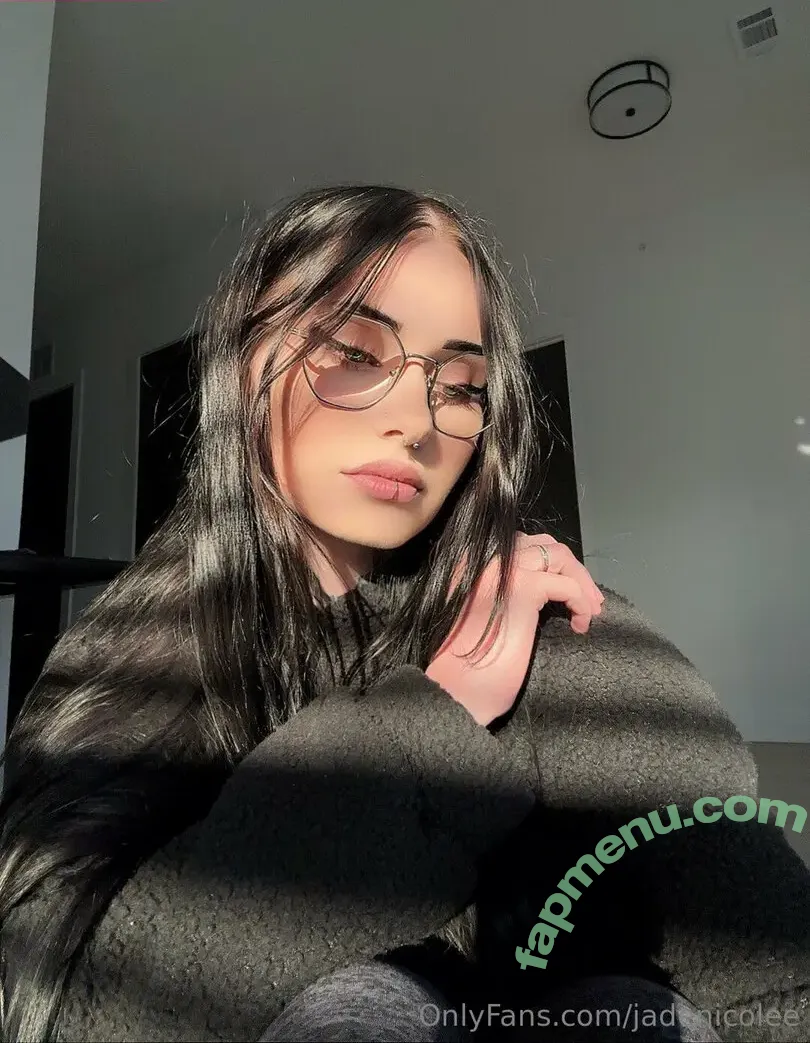 jadelisee nude photo #0015 (jadahelisee)