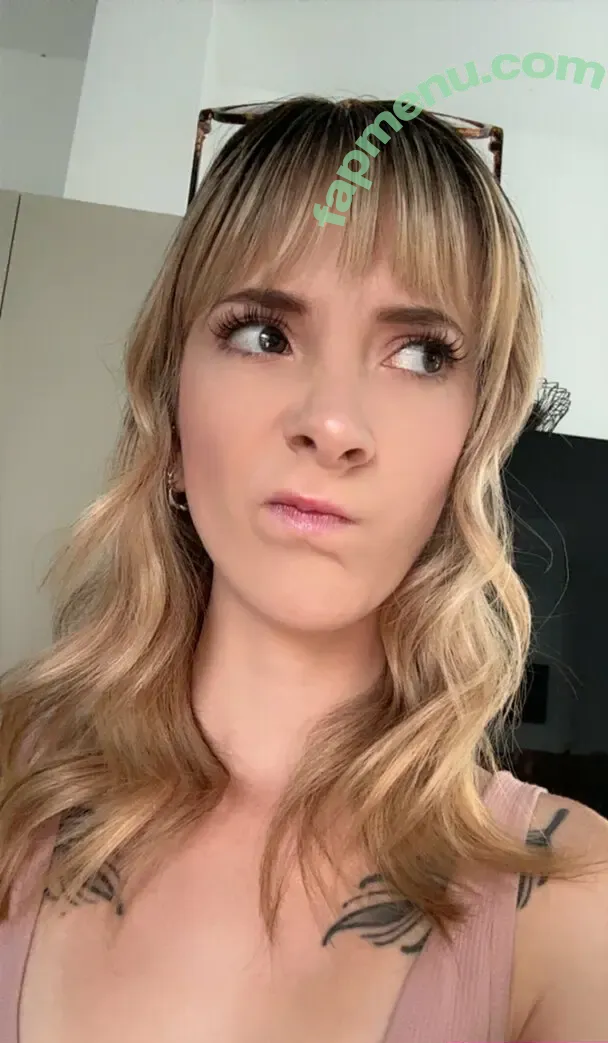 JadeVow nude photo #0171 (Jade Vow / Littlepidge / pidgespage)