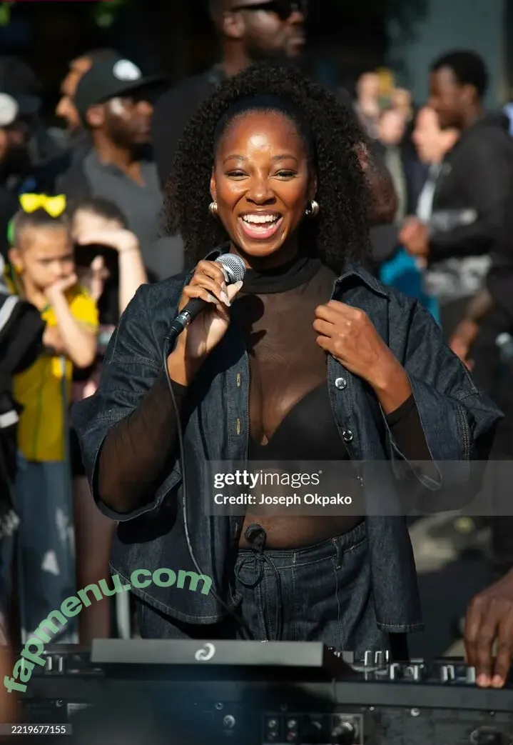 Jamelia nude photo #0104 (jameliaa / officialjamelia)