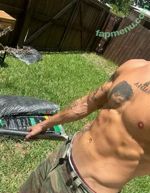  nude photo #0004