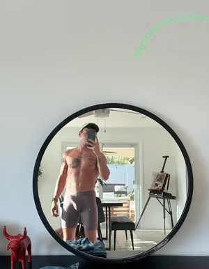  nude photo #0007