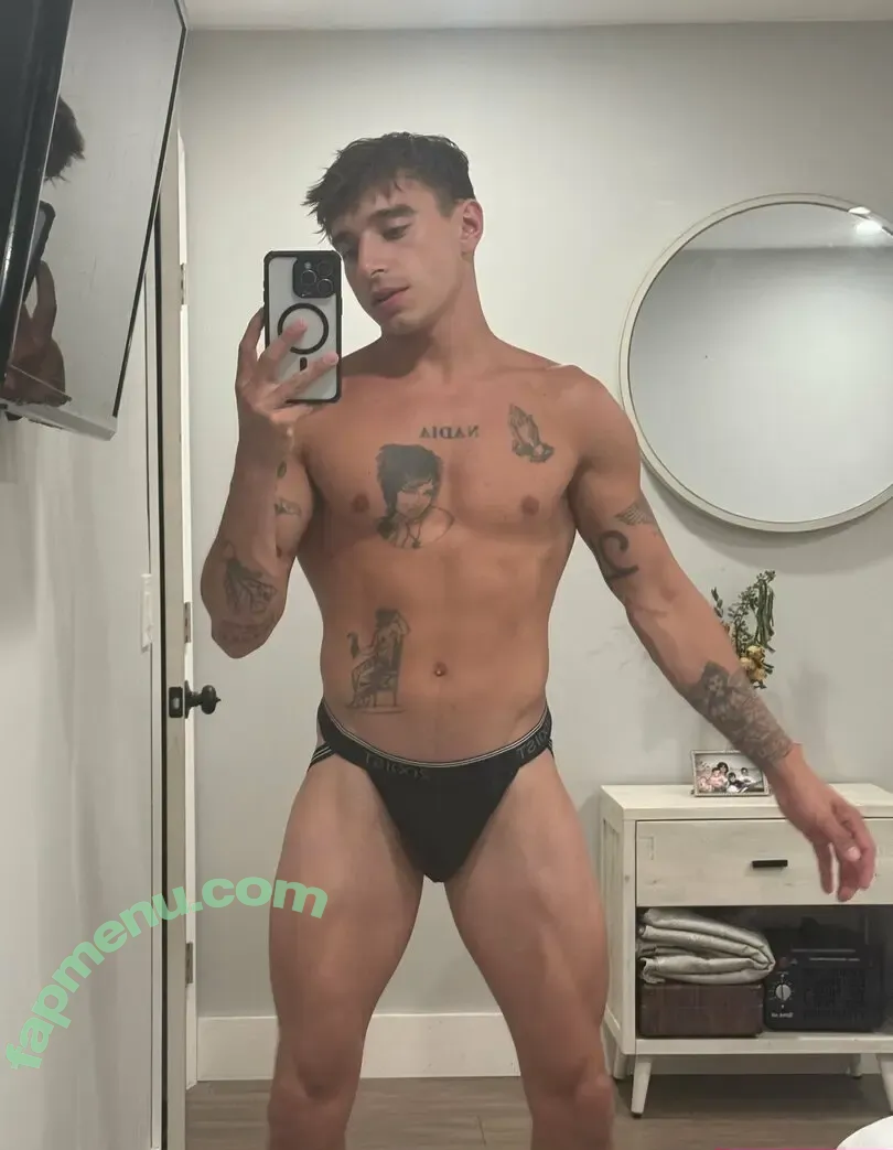 jamesluckysz nude photo #0001 (jamesluckysz)