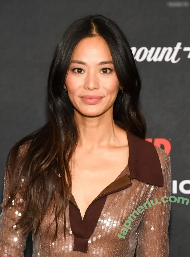Jamie Chung nude photo #0352 (jamiechung1 / jamiejchung / spicysneakerhead)