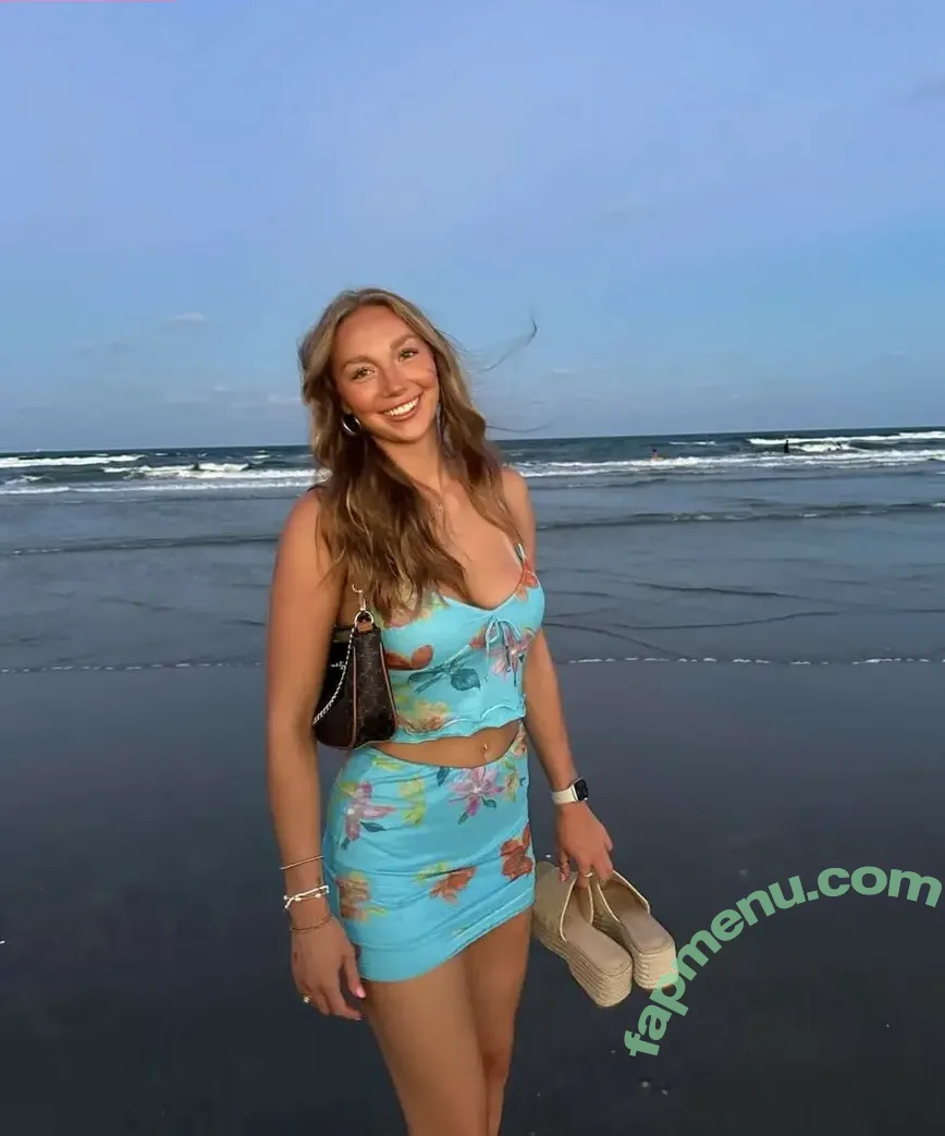 Jamie Gilbert nude photo #0018 (jamie.gilbertt)