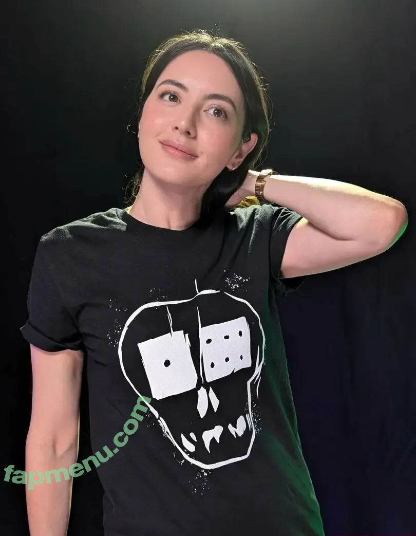 Jane Douglas nude photo #0604 (OXClub / OutsideXbox / janedouglas / penny_dreadful)
