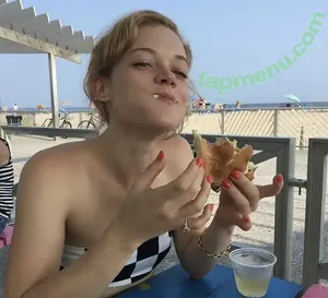 Jane Levy / janeclevy / jcolburnlevy nude photo #0208