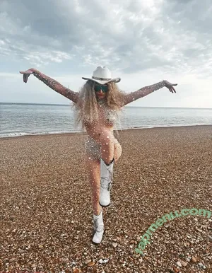 Janet Devlin / JanetJealousy / janetdevlinofficial nude photo #0278