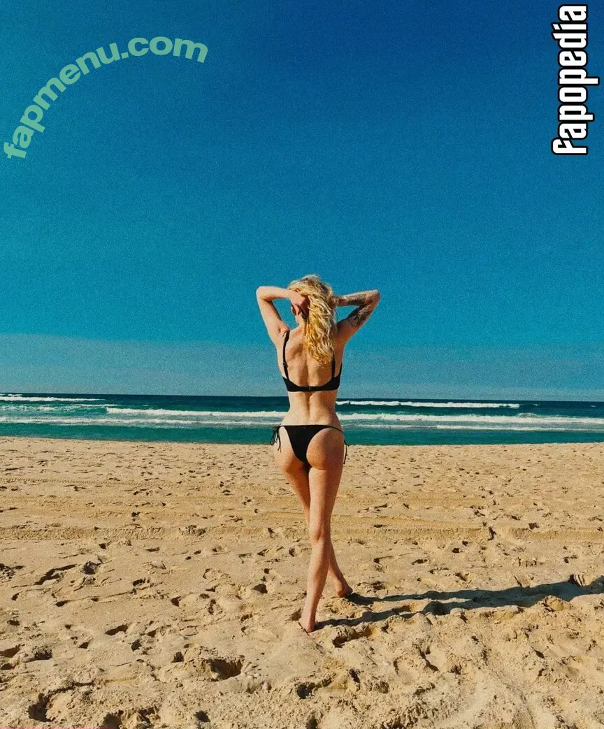 janetdevlin nude photo #0015 (janetdevlin)