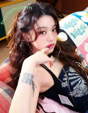 Jang Won-young / for_everyoung10 / 장원영 WONYOUNG nude photo #1870