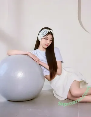 Jang Won-young / for_everyoung10 / 장원영 WONYOUNG nude photo #1889