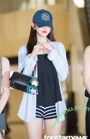Jang Won-young / for_everyoung10 / 장원영 WONYOUNG nude photo #1901