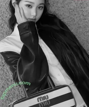 Jang Won-young / for_everyoung10 / 장원영 WONYOUNG nude photo #1928