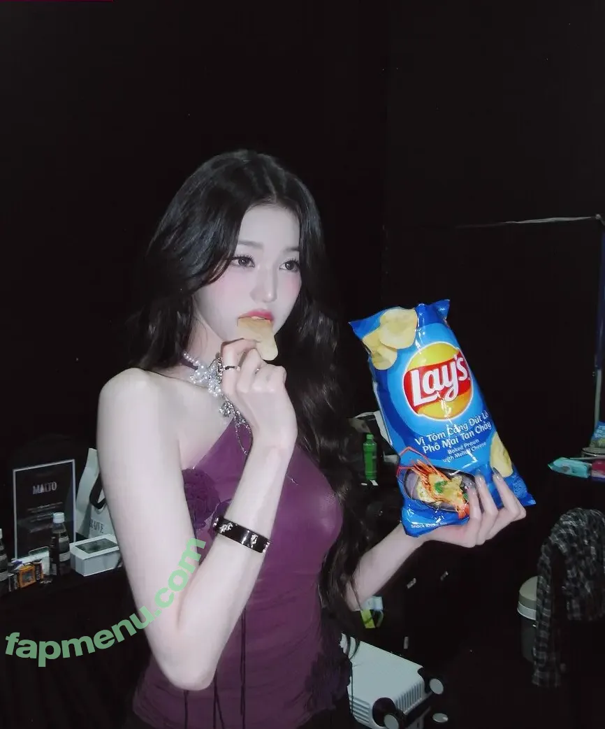 Jang Won-young nude photo #1605 (for_everyoung10 / 장원영 WONYOUNG)