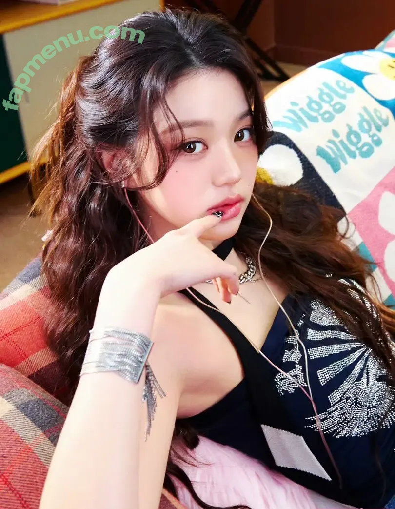 Jang Won-young nude photo #1870 (for_everyoung10 / 장원영 WONYOUNG)