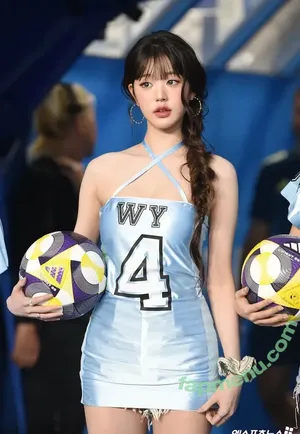 Jang Won-young / for_everyoung10 / 장원영 WONYOUNG nude photo #2239
