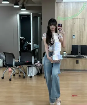Jang Won-young / for_everyoung10 / 장원영 WONYOUNG nude photo #2635