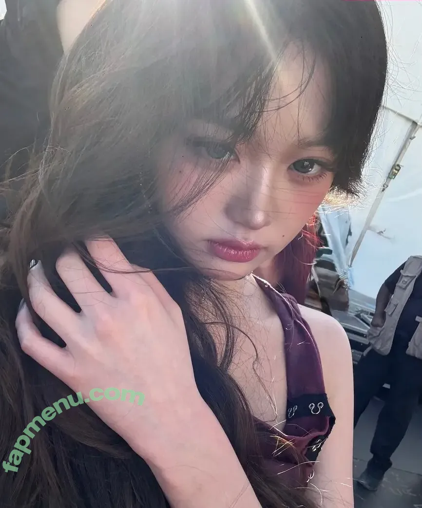 Jang Won-young nude photo #2341 (for_everyoung10 / 장원영 WONYOUNG)