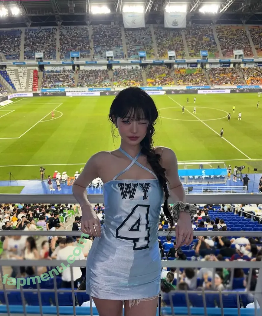 Jang Won-young nude photo #2371 (for_everyoung10 / 장원영 WONYOUNG)