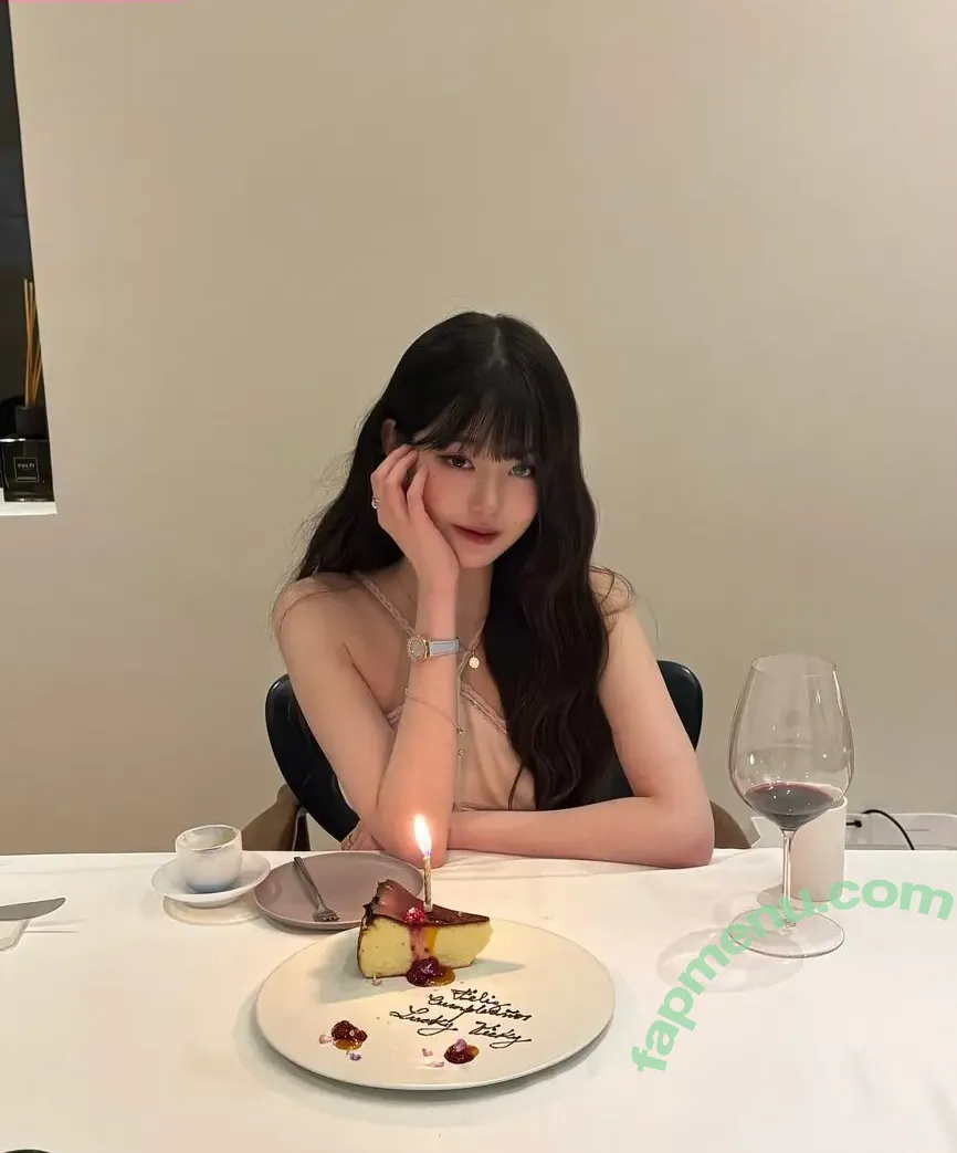 Jang Won-young nude photo #2611 (for_everyoung10 / 장원영 WONYOUNG)