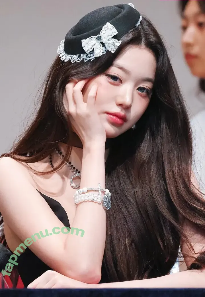 Jang Won-young nude photo #2688 (for_everyoung10 / 장원영 WONYOUNG)