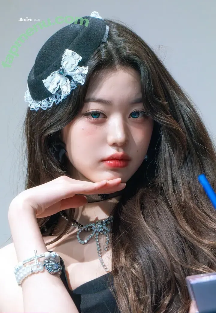 Jang Won-young nude photo #2696 (for_everyoung10 / 장원영 WONYOUNG)
