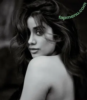 Janhvi Kapoor / janhvikapoor / janhvikapoorr nude photo #0235