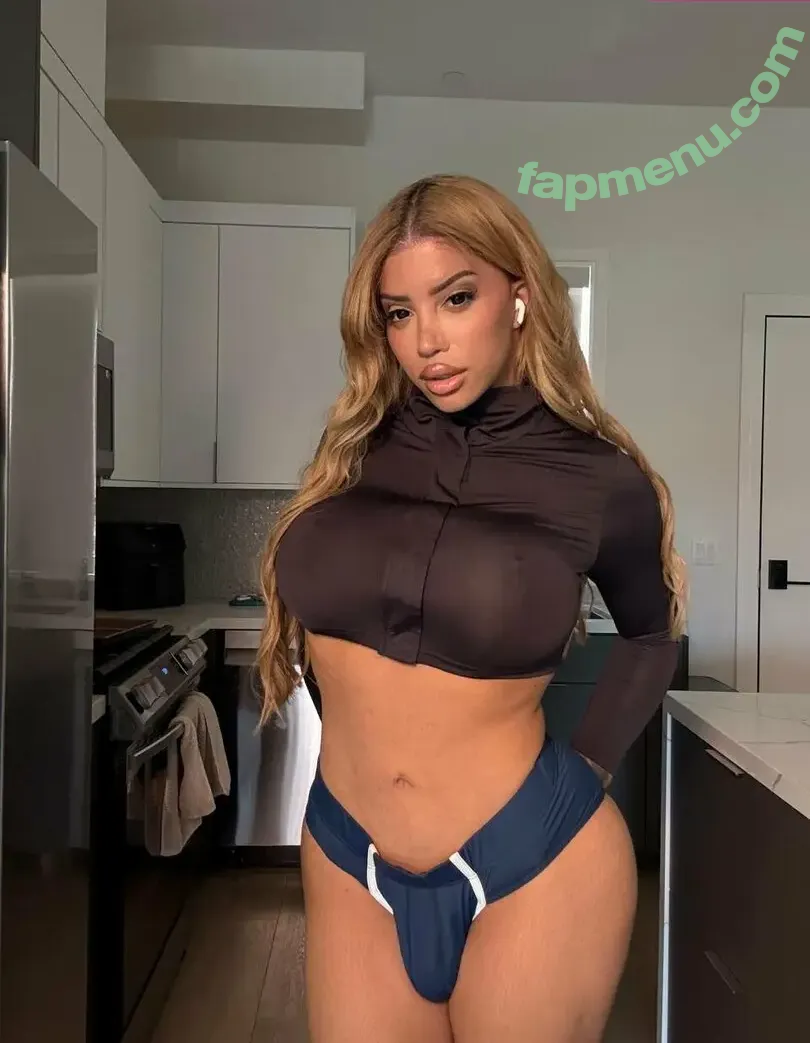 janieblade nude photo #0128 (fitjanieblade)