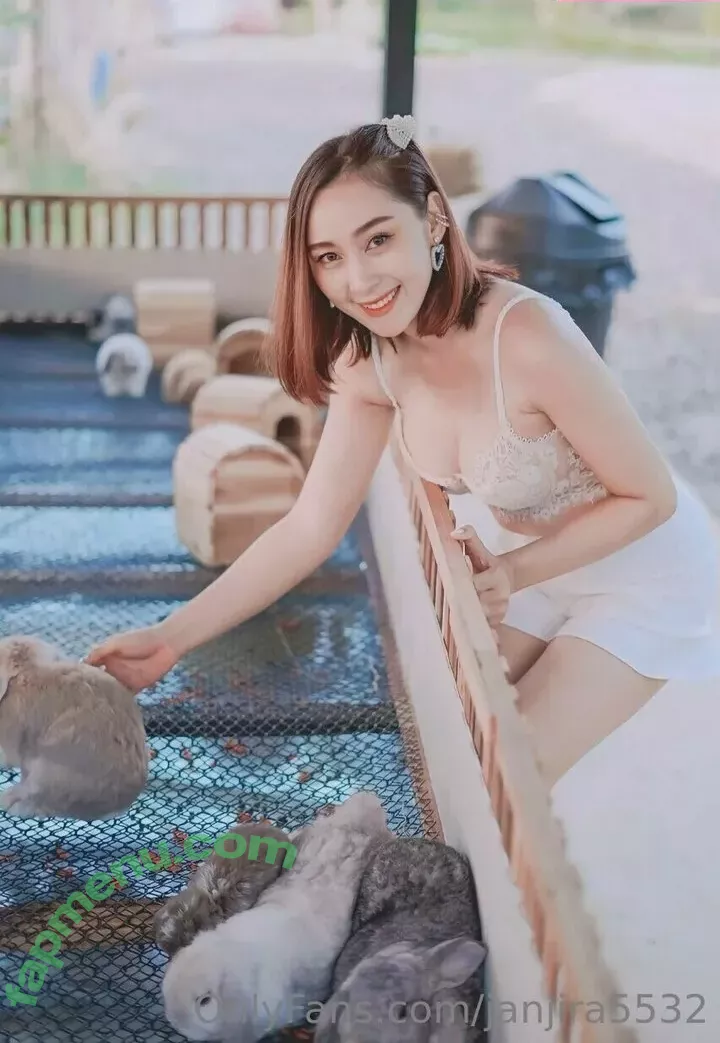 janjira5532 nude photo #0123 (janjira_jujang)