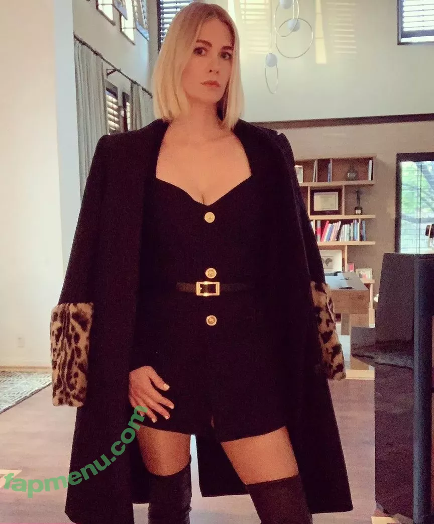 January Jones nude photo #0076 (januaryjones)