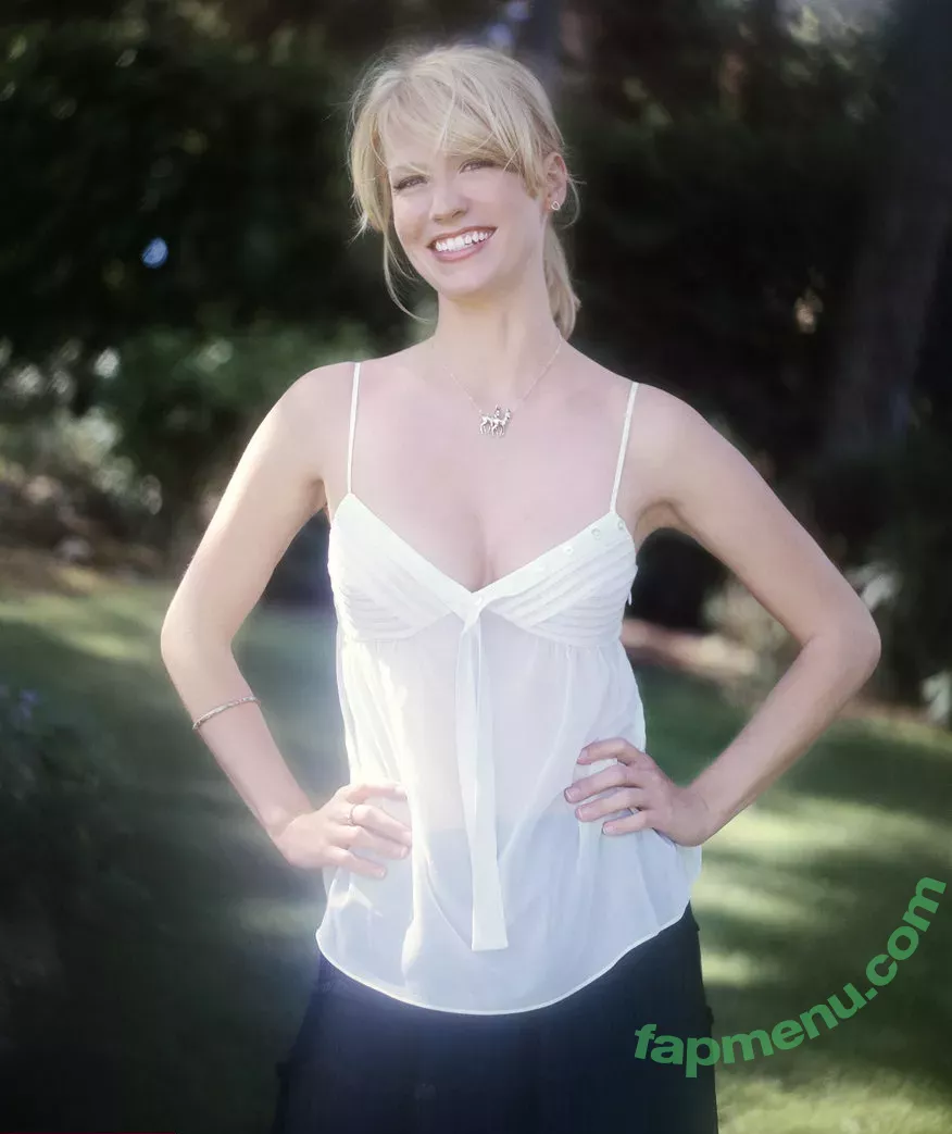 January Jones nude photo #0104 (januaryjones)
