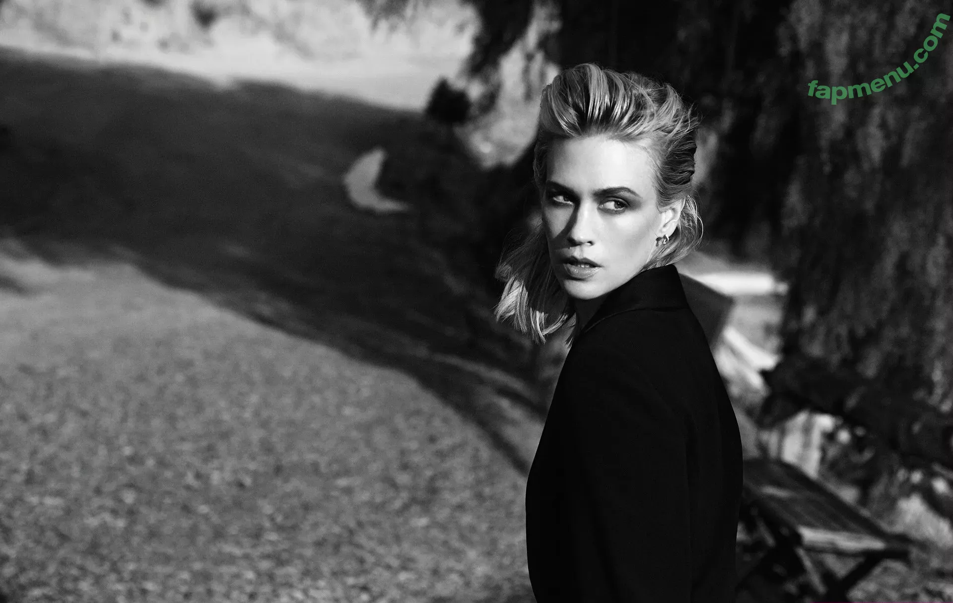 January Jones nude photo #0120 (januaryjones)