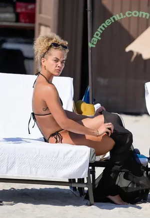 Jasmine Sanders / Golden Barbie / golden_barbie / goldenbarbie / jasminesanders nude photo #0582