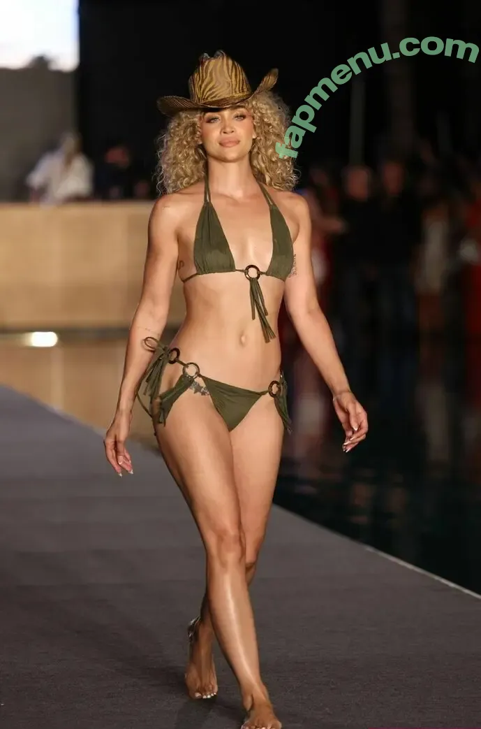 Jasmine Sanders nude photo #0554 (Golden Barbie / golden_barbie / goldenbarbie / jasminesanders)