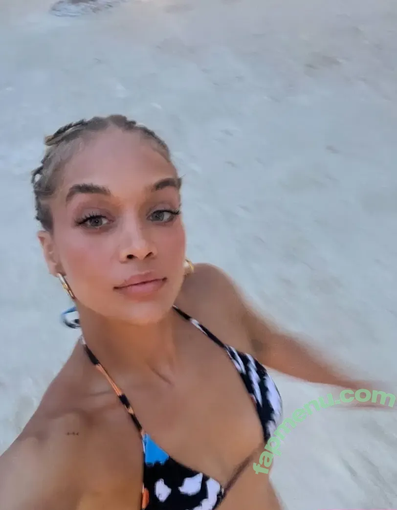 Jasmine Sanders nude photo #0558 (Golden Barbie / golden_barbie / goldenbarbie / jasminesanders)