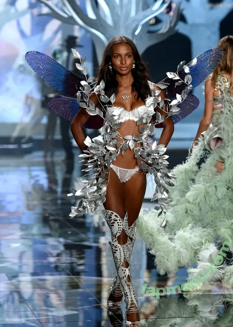 Jasmine Tookes nude photo #0098 (jastookes)