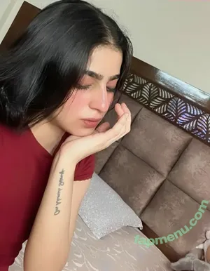 Jasneet Kaur / jasneet1703_official nude photo #0038