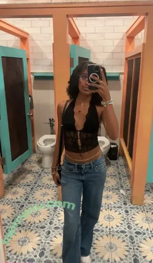 jazzylilyy / jaslillyy nude photo #0002