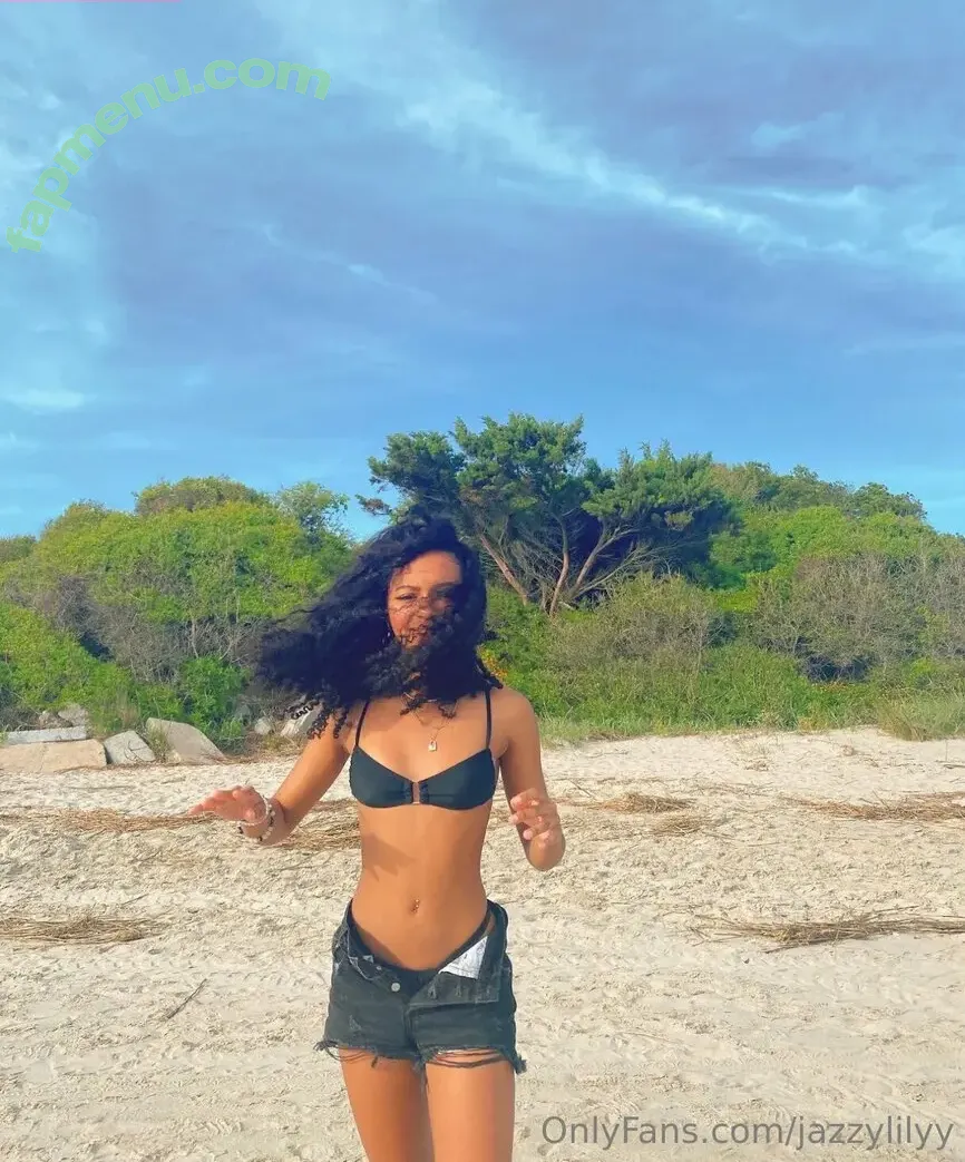 jazzylilyy nude photo #0007 (jaslillyy)