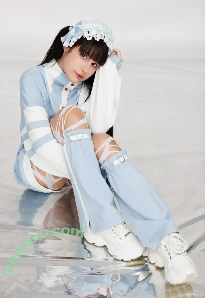 JeanWanWan nude photo #2837 (JeanWanWan)