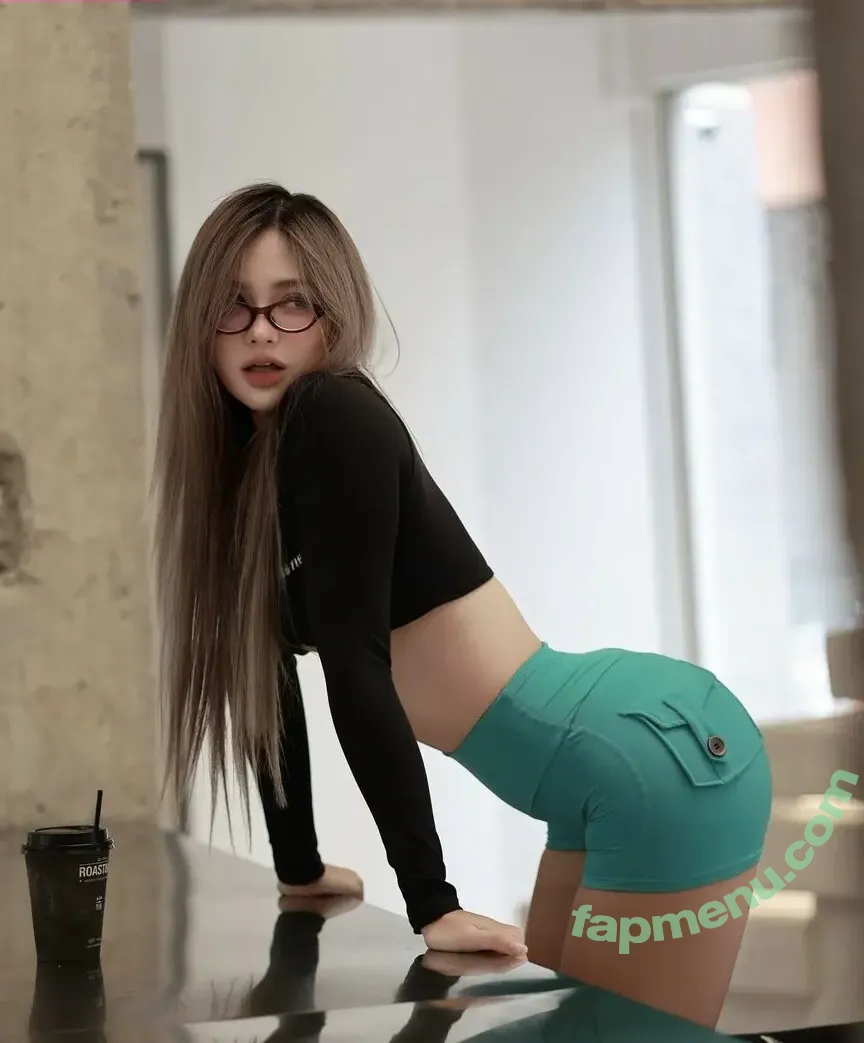 Jel___ly nude photo #0007 (Jel___ly)