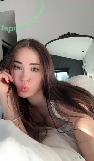 jenfoxxuwu / jenfoxxuwuxo nude photo #0002