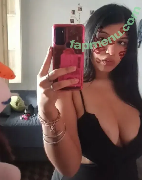 Jenifer Vedia nude photo #0001 (jenii_m03)
