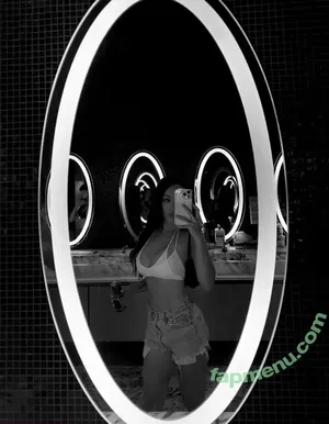 Jenn Q / Jenn Q Tran / JennQofficial / Jennq / coooljenn / jen.glz nude photo #0313