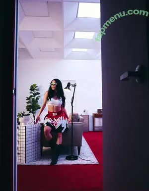 Jenn Q / Jenn Q Tran / JennQofficial / Jennq / coooljenn / jen.glz nude photo #0322