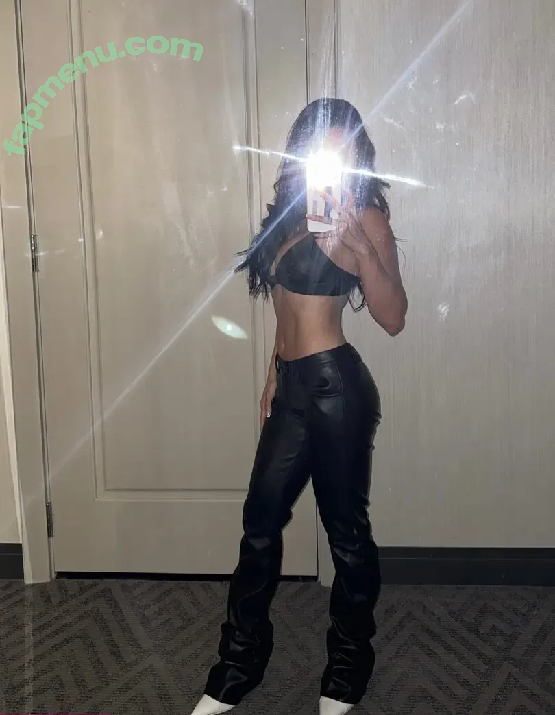 Jenn Q nude photo #0317 (Jenn Q Tran / JennQofficial / Jennq / coooljenn / jen.glz)