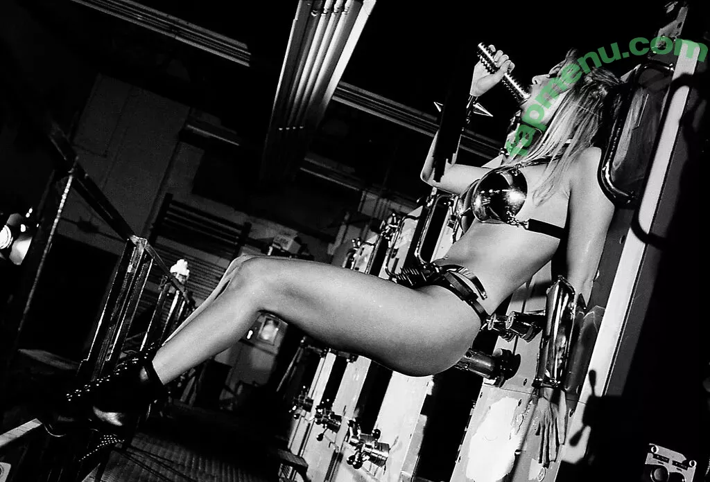 Jenna Jameson nude photo #1582 (jennacantlose / jennajameson)