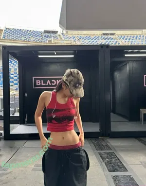 Jennie | BLΛƆKPIИK / Blackpink / jennierubyjane / sheflieshigh nude photo #2848