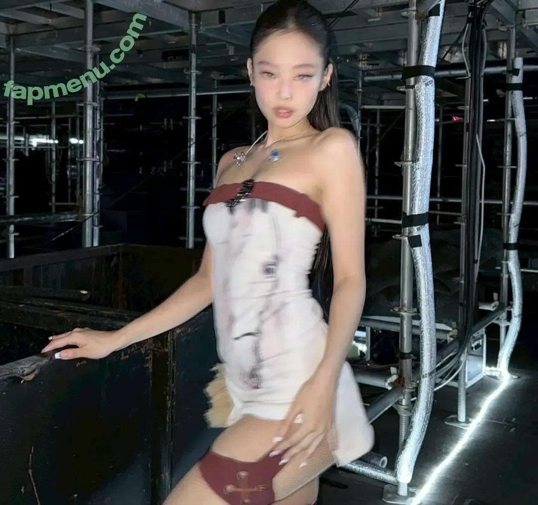 Jennie | BLΛƆKPIИK nude photo #2879 (Blackpink / jennierubyjane / sheflieshigh)