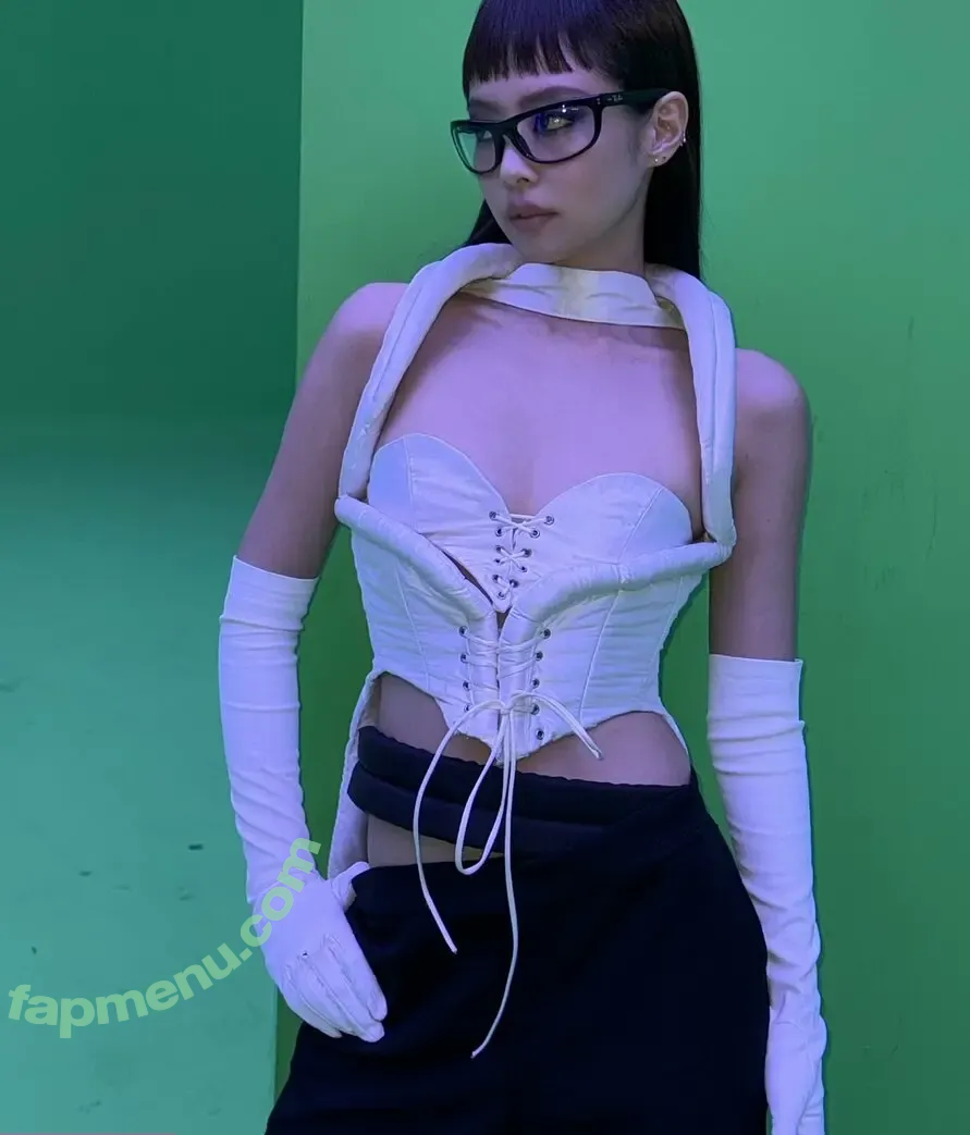 Jennie | BLΛƆKPIИK nude photo #2909 (Blackpink / jennierubyjane / sheflieshigh)