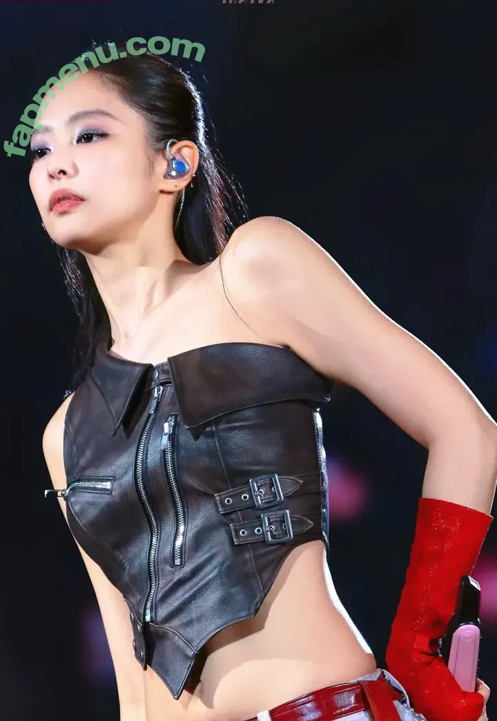 Jennie | BLΛƆKPIИK nude photo #2946 (Blackpink / jennierubyjane / sheflieshigh)